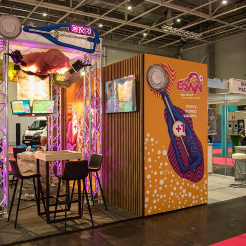 SIRHA exhibition ERWIN smart icecream scoop